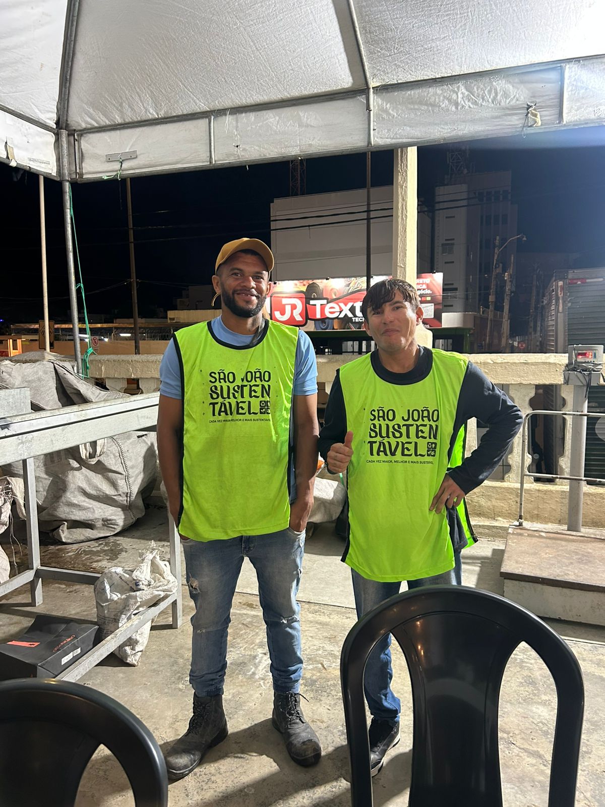 Equipe com big bag cheio — São João Caruaru